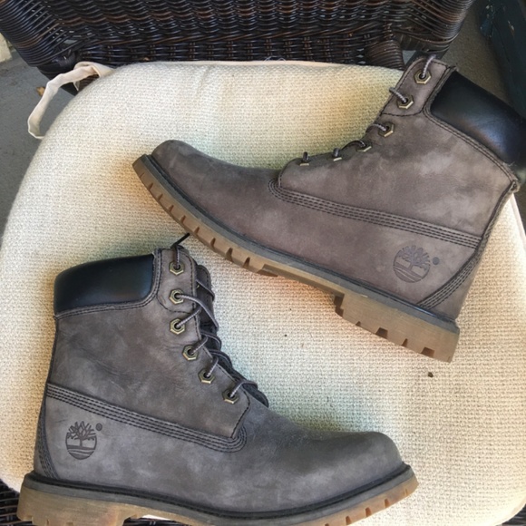 Timberland WOMEN'S 6" PREMIUM LEATHER BOOTS WATERPROOF Lace Up Grey Sz 9 - Picture 2 of 10